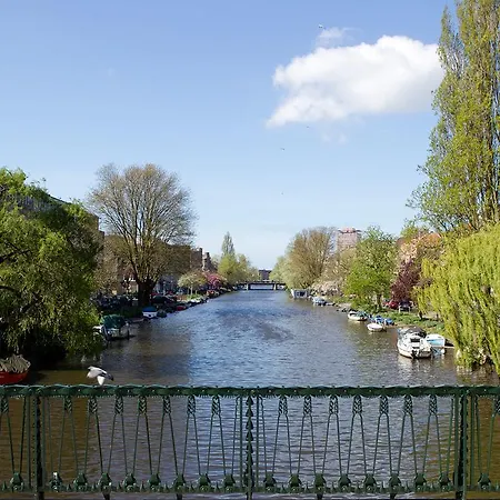 Сasa de vacaciones Gp Amstel River Houseboat Ámsterdam