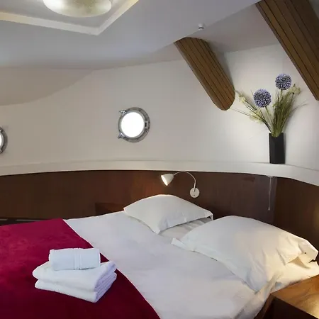 Holiday home Gp Amstel River Houseboat *